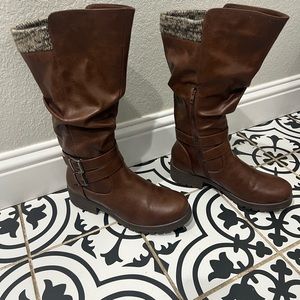 Maurice’s sweater cuff boots
